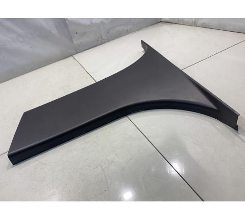 Обшивка центральной стойки (левая, нижняя)