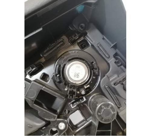 Обшивка двери задняя правая