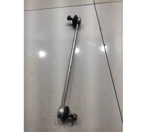 Стойка переднего стабилизатора