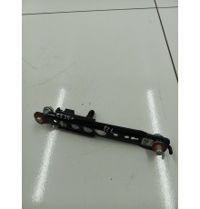 Ограничитель ремня безопасности по высоте