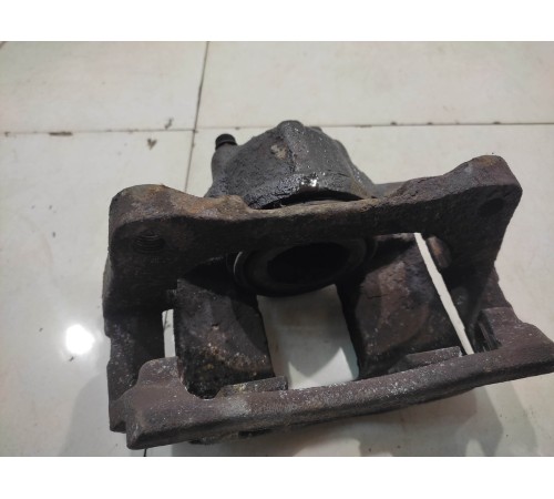 Суппорт (передний, правый)