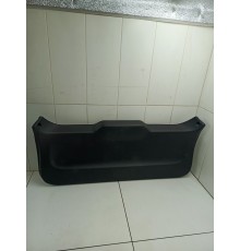 Обшивка крышки багажника