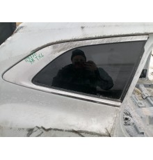 Стекло кузовное,глухое правое