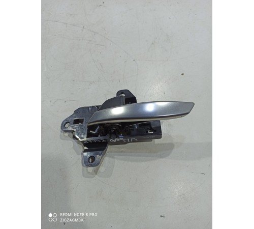 Ручка двери (передняя левая внутренняя)