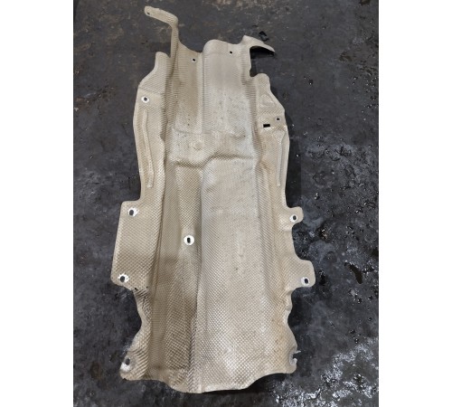 Теплоизоляционный экран центрального тоннеля