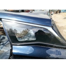 Стекло кузовное глухое заднее левое