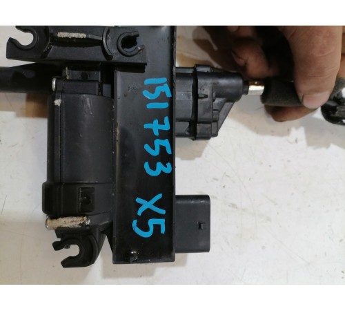 Доводчик двери правый