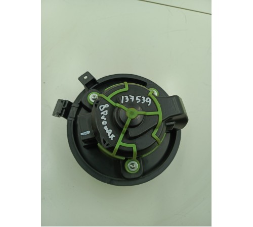 Моторчик отопителя печки задний