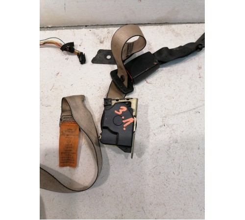 Ремни безопасности