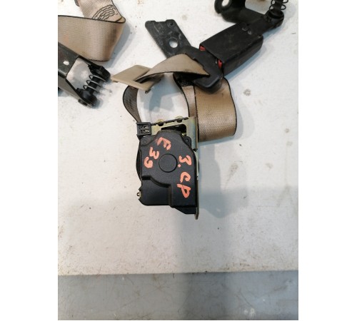 Ремни безопасности