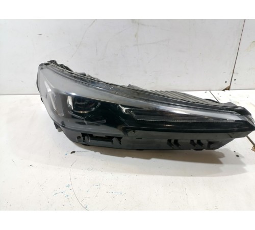 Фара передняя правая