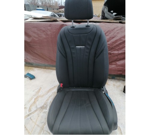 Сиденье переднее левое