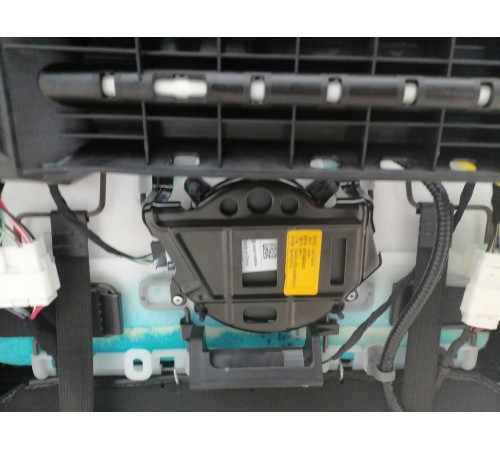 Сиденье переднее левое