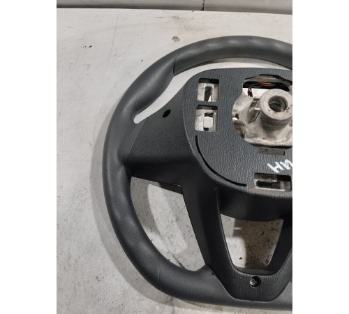 Рулевое колесо в сборе с многофункциональными кнопками