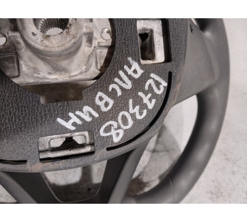 Рулевое колесо в сборе с многофункциональными кнопками