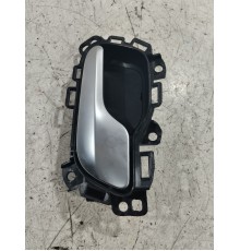 Ручка двери передняя правая внутренняя