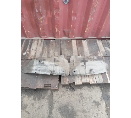 Подкрылок локер задний правый