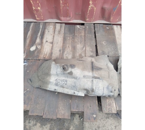 Подкрылок локер задний правый