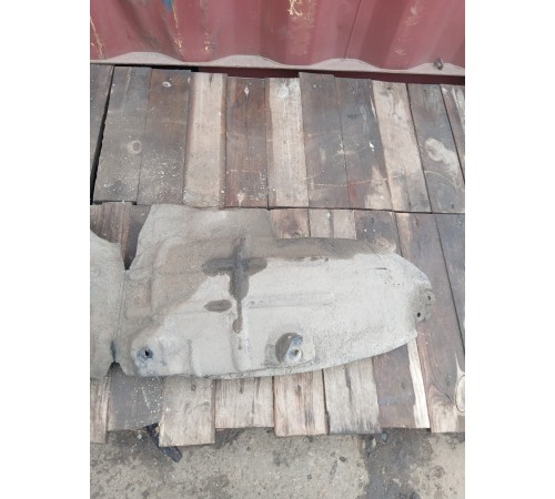 Подкрылок локер задний правый