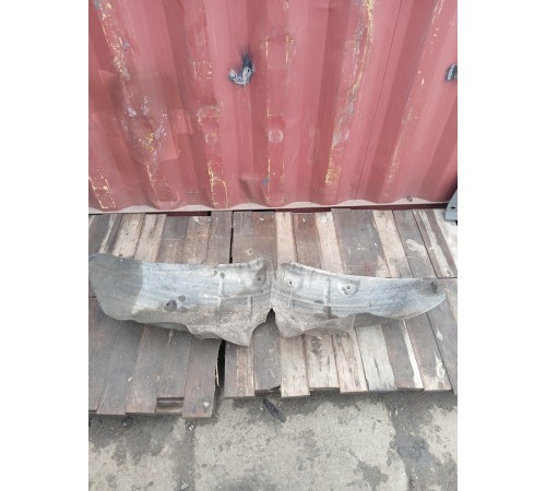 Подкрылок локер задний правый