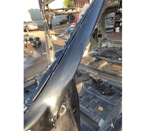 Стойка лобового стекла (левая)