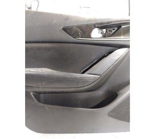 Обшивка двери передняя левая