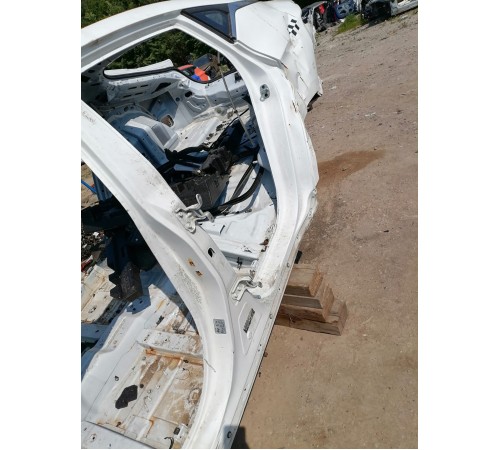 Задний порог со стойкой левый