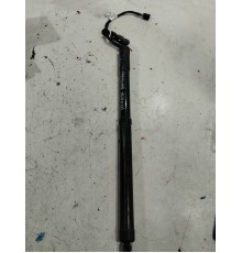 Амортизатор крышки багажника(правый) электрический