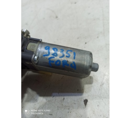 Моторчик регулировки сиденья передний правый