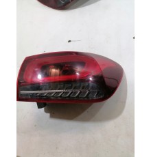 Фонарь задний правый наружный