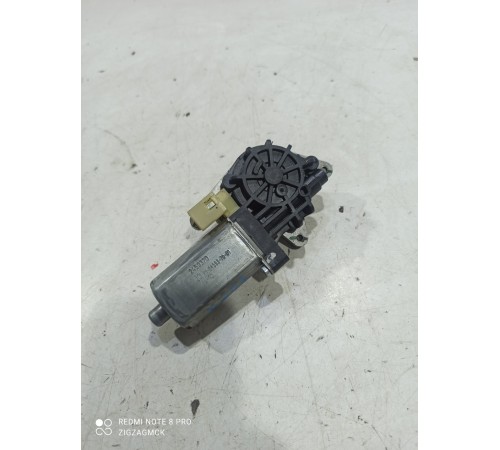 Моторчик регулировки сиденья передний правый