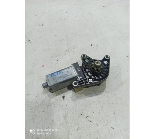 Моторчик регулировки сиденья передний правый