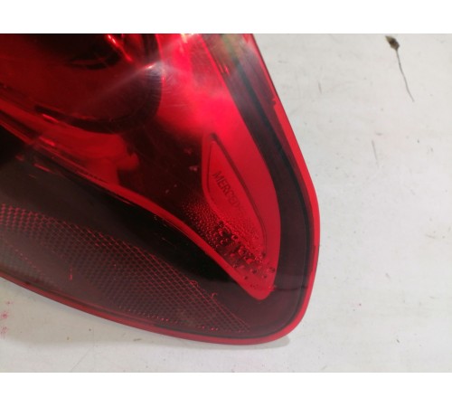 Фонарь задний правый наружный