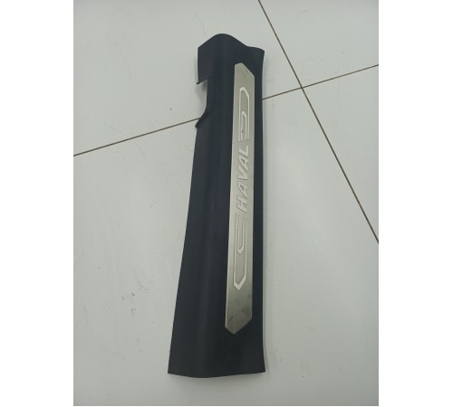 Накладка на порог передняя левая