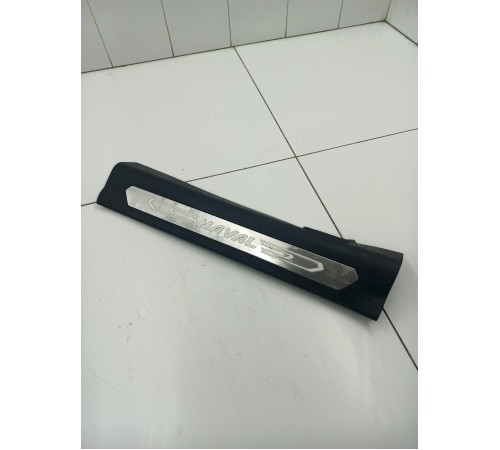 Накладка на порог передняя левая