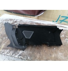 Обшивка багажника левая