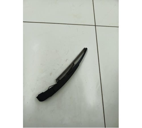 Поводок стеклоочистителя задний