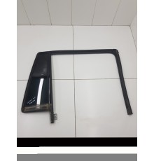 Форточка двери задняя правая с уплотнителем Форточка двери задняя правая с уплотнителем