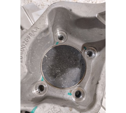 Кулак поворотный задний правый