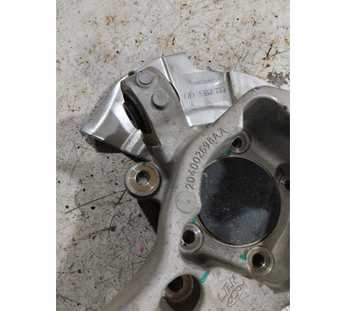 Кулак поворотный задний правый