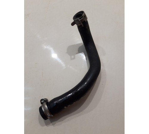 Патрубок системы охлаждения