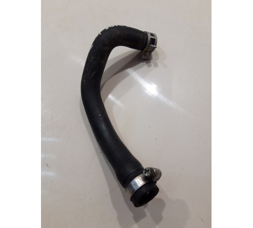 Патрубок системы охлаждения