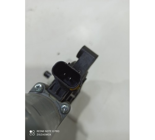 Моторчик стеклоподъемника (задний правый)