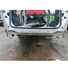 Задняя панель кузова