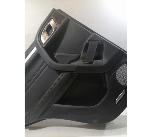 Обшивка двери задняя левая