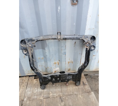 Балка подвески (подрамник) передняя