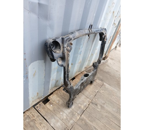 Балка подвески (подрамник) передняя