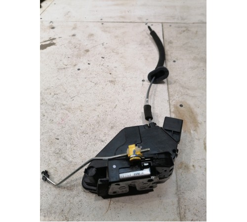 Замок двери Задней правой