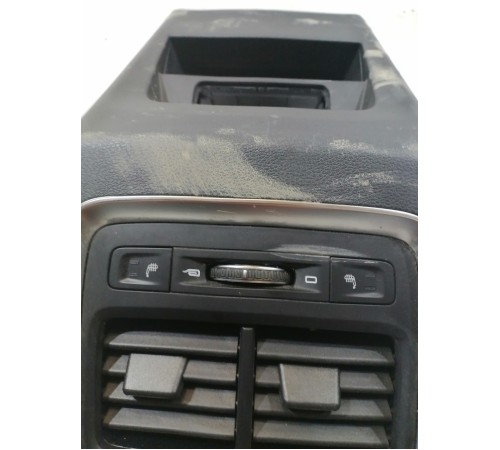 Накладка центральной консоли задняя