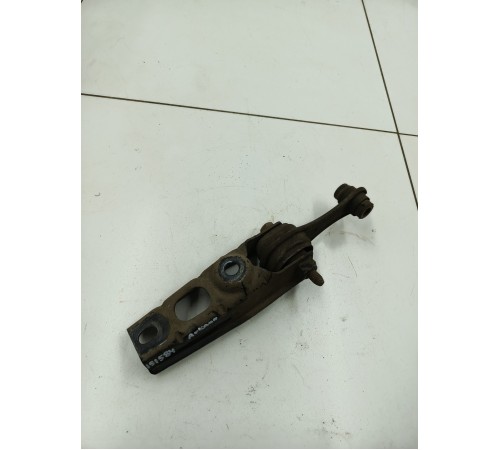 Опора двигателя задняя